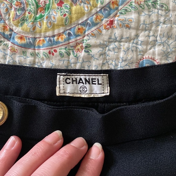 Vintage Chanel Pleated Skirt - Picture 4 of 5